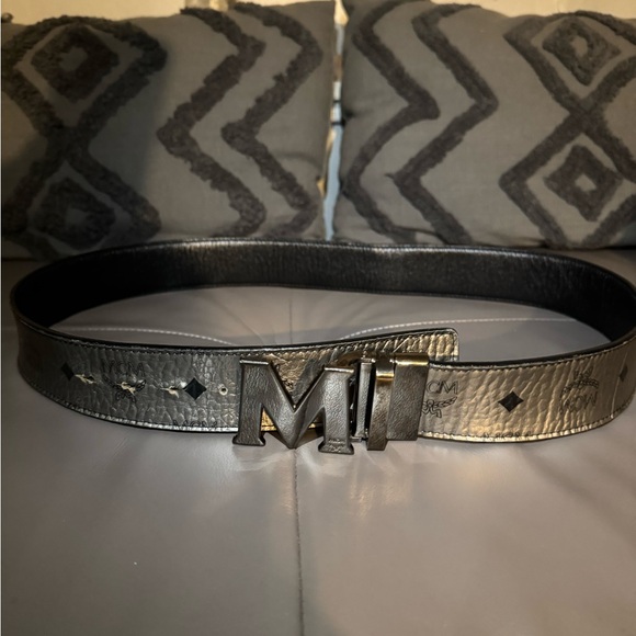 Reversible MCM Belt Men’s worn a few times